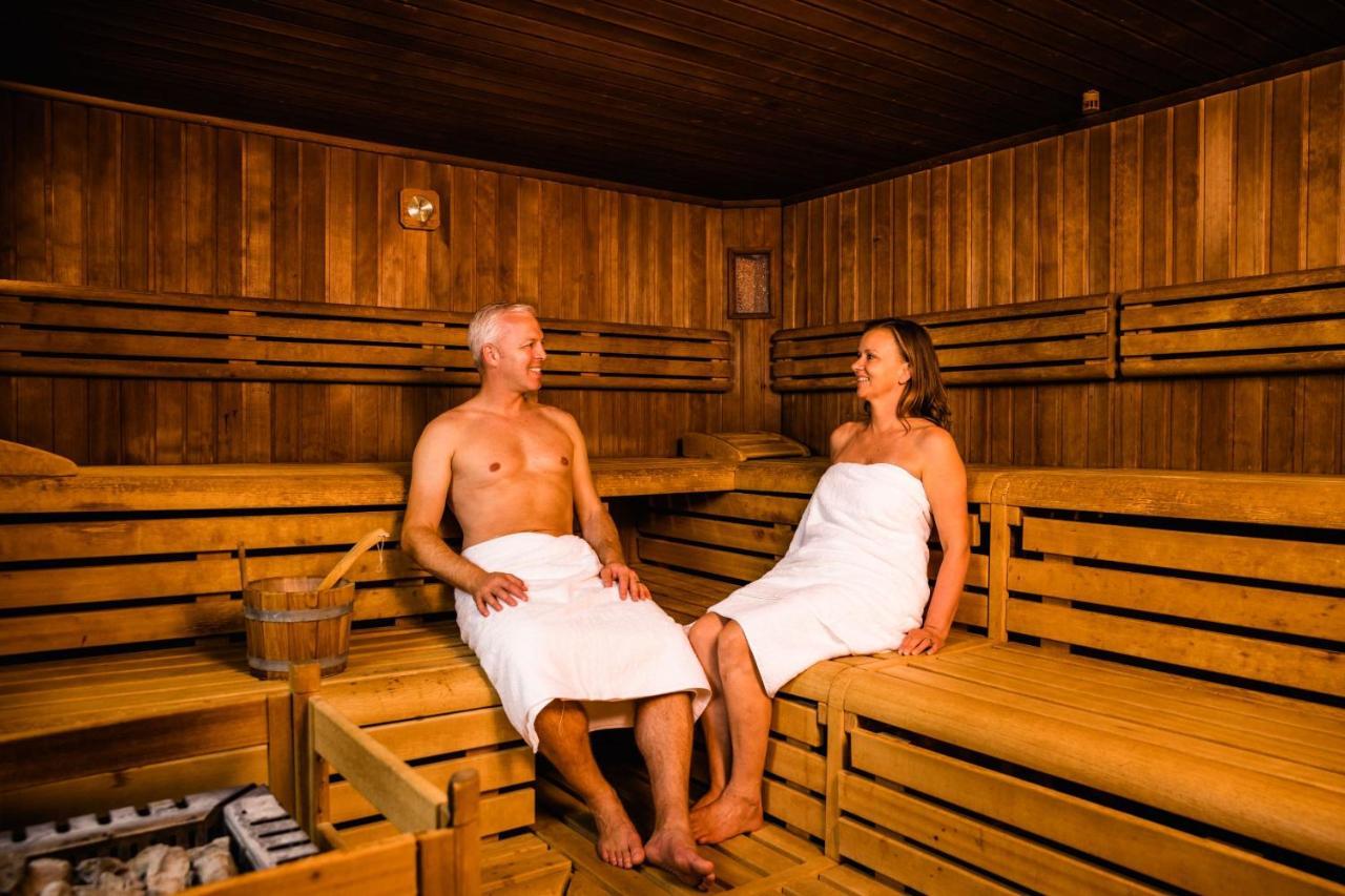 Wirthshof Hotel & Chalets Markdorf Bagian luar foto