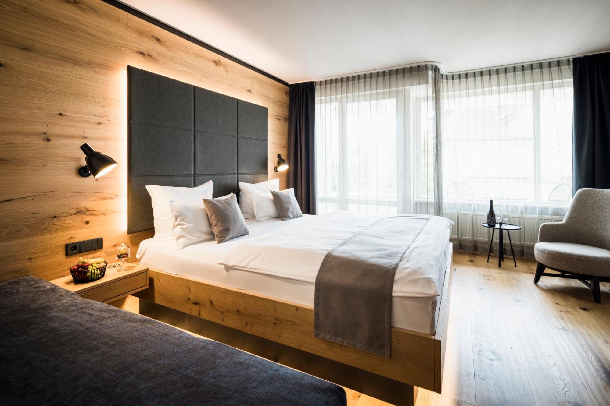 Wirthshof Hotel & Chalets Markdorf Bagian luar foto