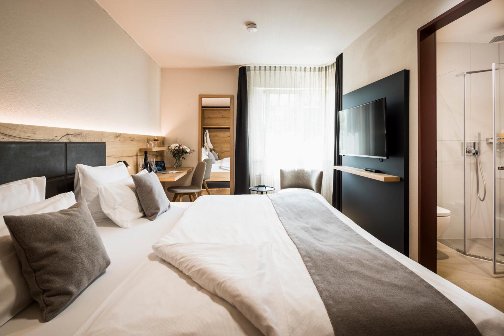 Wirthshof Hotel & Chalets Markdorf Bagian luar foto