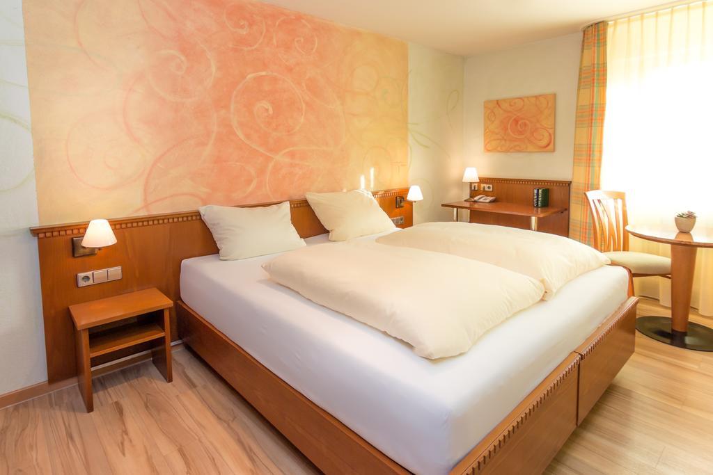 Wirthshof Hotel & Chalets Markdorf Bagian luar foto
